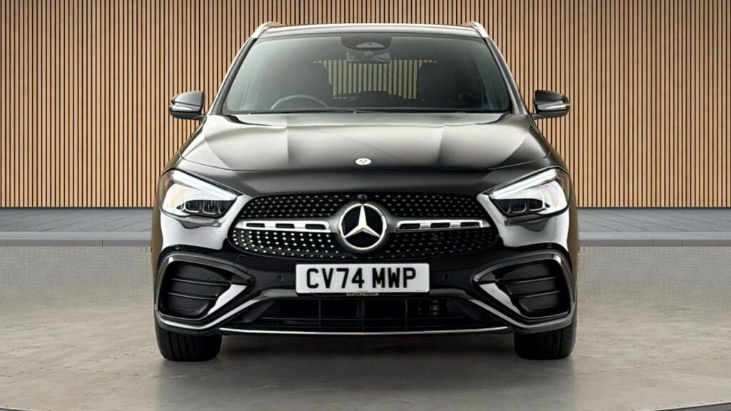 Mercedes-Benz GLA Class 1.3 Gla200h Mhev Amg Line Premium Suv Black #3