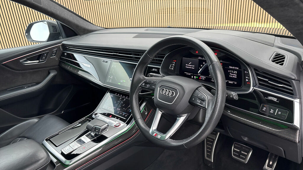Audi SQ8 Petrol Black #5