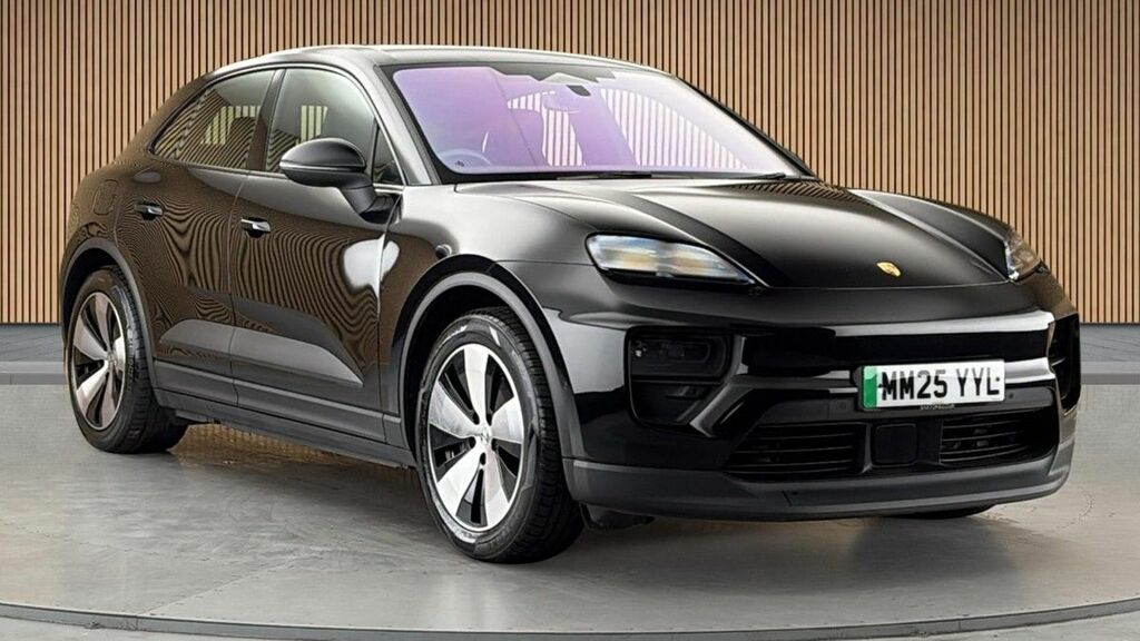 Porsche Macan 100Kwh Suv 360 Ps Black