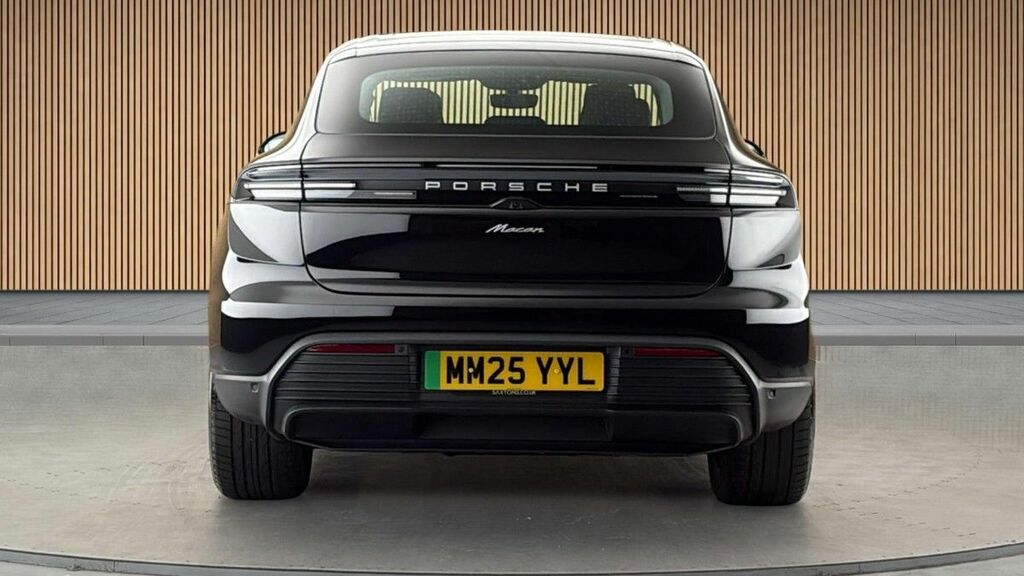 Porsche Macan 100Kwh Suv 360 Ps MM25YYL Black #4
