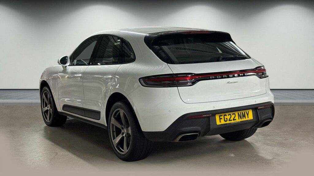 Porsche Macan 2.0T Suv Pdk 4Wd Euro 6 Ss 265 Ps White #2