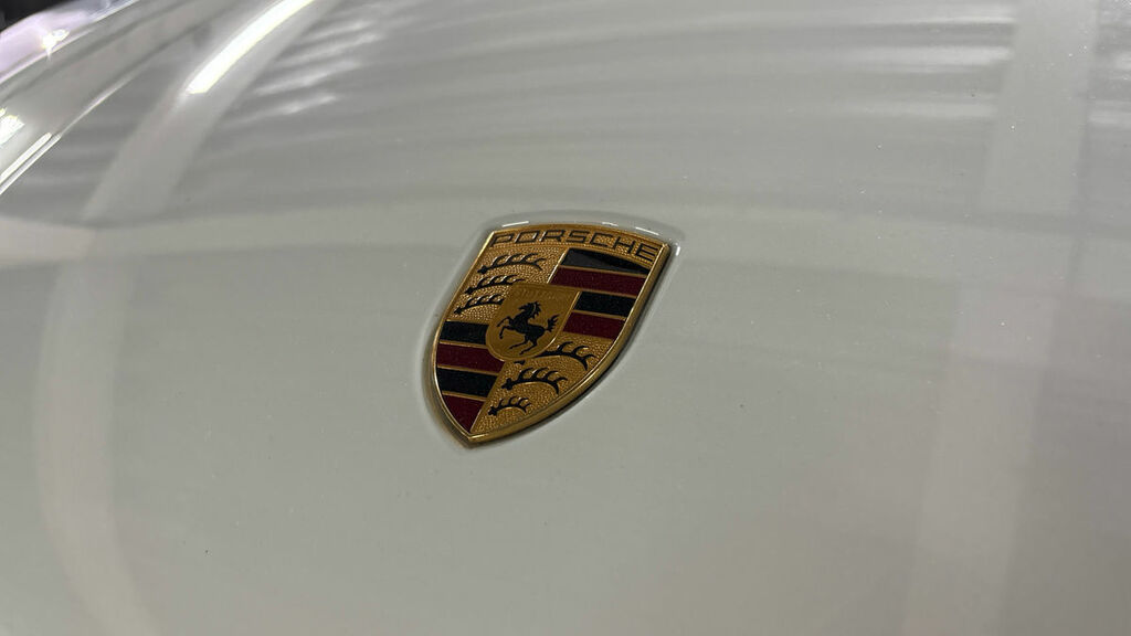 Porsche Macan Petrol Black #20