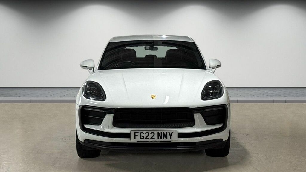 Porsche Macan 2.0T Suv Pdk 4Wd Euro 6 Ss 265 Ps White #3