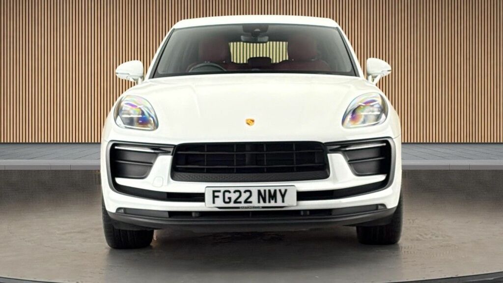 Porsche Macan 2.0T Suv Pdk 4Wd Euro 6 Ss 265 Ps FG22NMY White #3