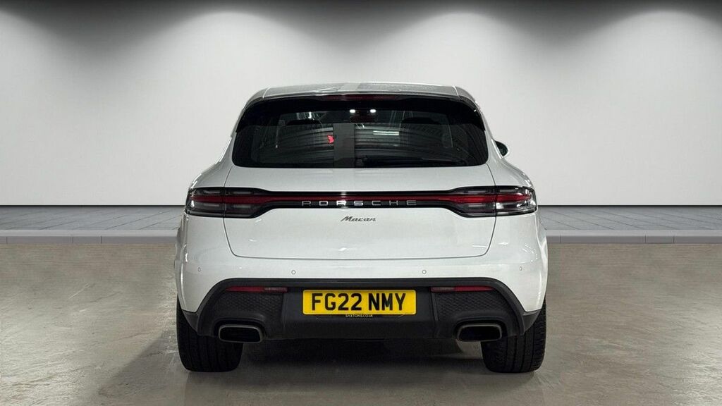 Porsche Macan 2.0T Suv Pdk 4Wd Euro 6 Ss 265 Ps White #4