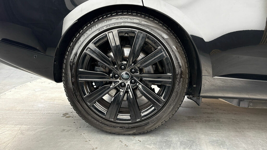 Land Rover Range Rover Sv Black #10