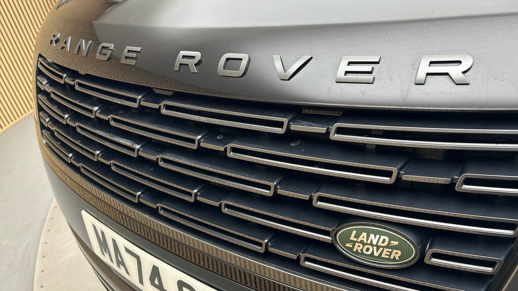 Land Rover Range Rover Sv Black #24