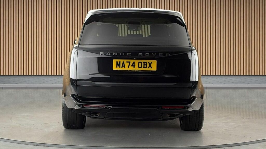 Land Rover Range Rover 3.0 P550e 38.2Kwh Suv Plu Black #4