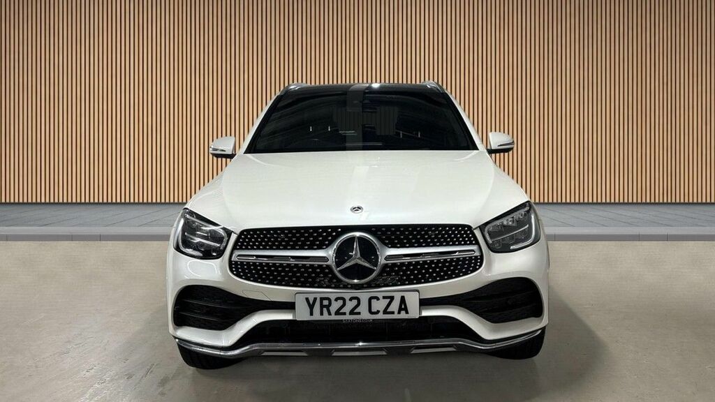 Mercedes-Benz GLC Class 2.0 Glc300d Amg Line Premium Plus Suv YR22CZA White #3