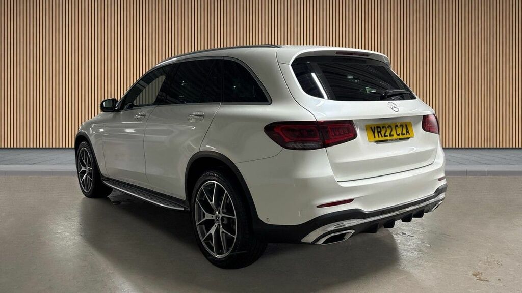 Mercedes-Benz GLC Class 2.0 Glc300d Amg Line Premium Plus Suv YR22CZA White #2