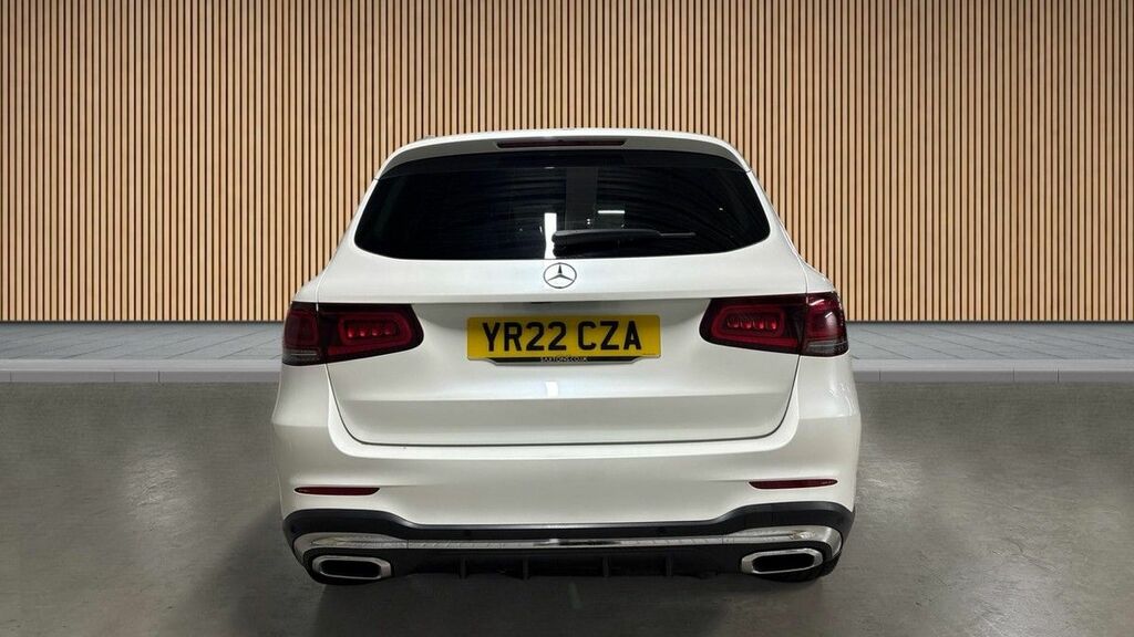 Mercedes-Benz GLC Class 2.0 Glc300d Amg Line Premium Plus Suv YR22CZA White #4
