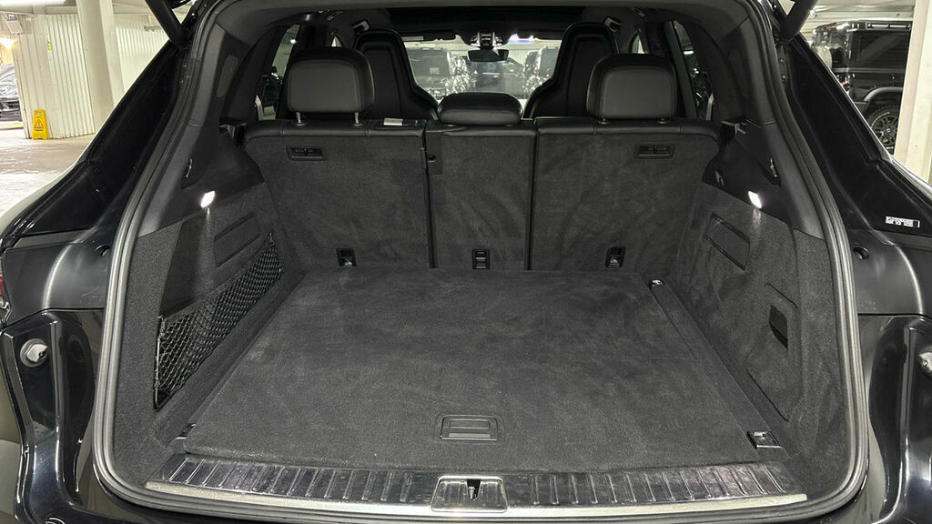 Porsche Cayenne E-hybrid Platinum Edition Tiptronic S 2,995 cc Black #10