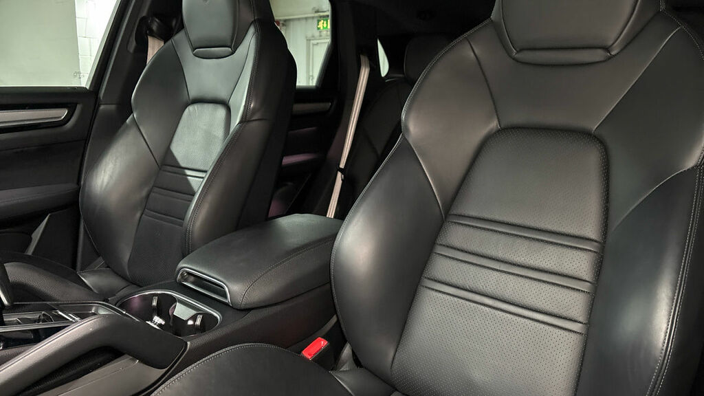 Porsche Cayenne E-hybrid Platinum Edition Tiptronic S 2,995 cc Black #7