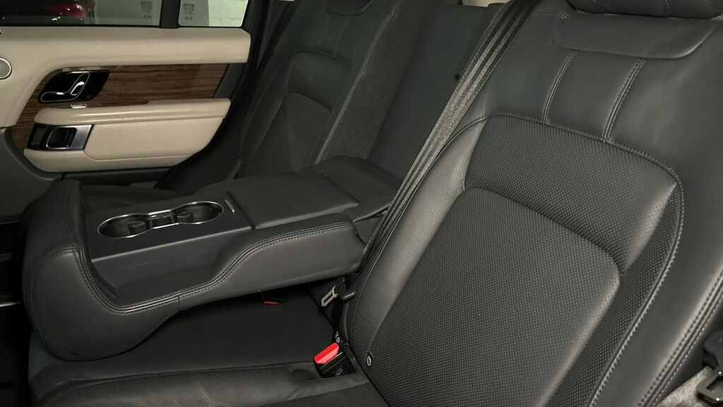 Land Rover Range Rover Core Black #9