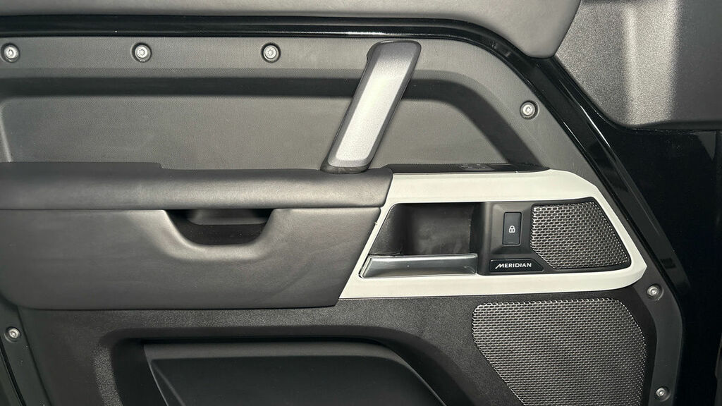 Land Rover Defender 90 X-dynamic Se Grey #19