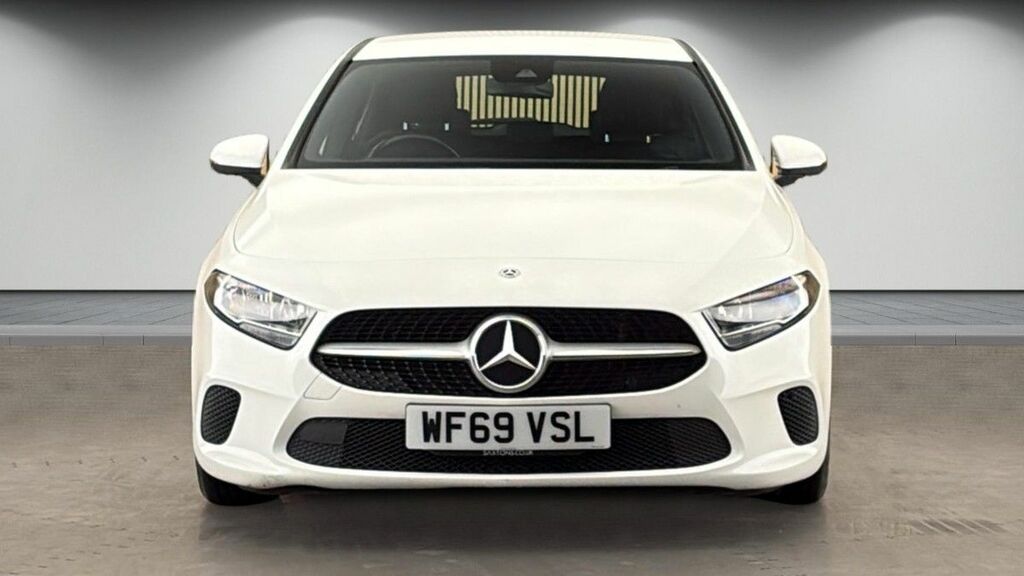 Mercedes-Benz A Class 1.3 A180 Se Hatchback Euro 6 S WF69VSL White #3