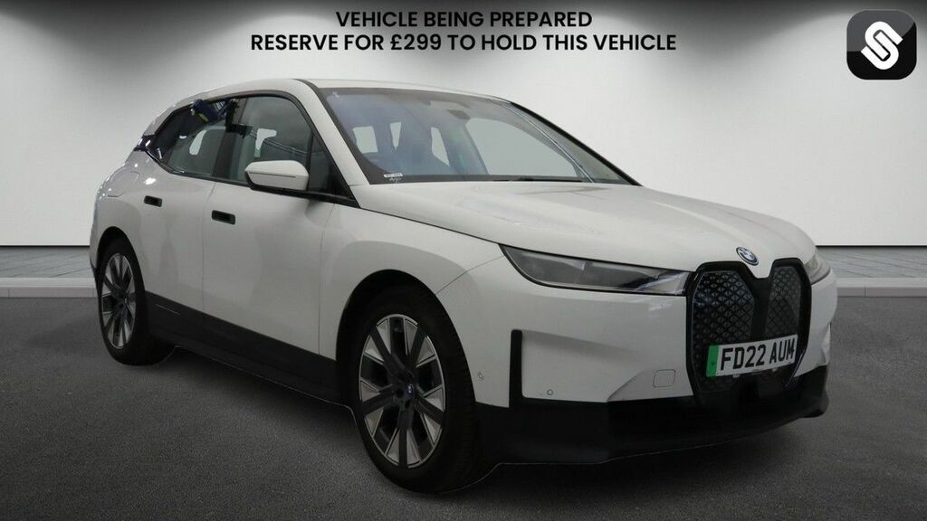 BMW iX 40 76.6Kwh Sport Suv Xdrive 326 White