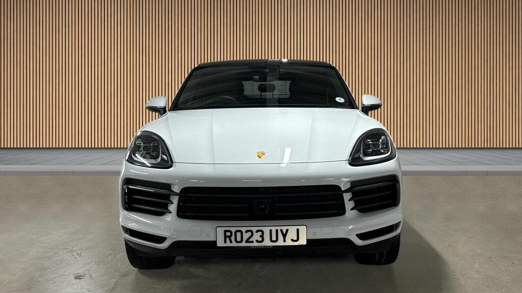 Porsche Cayenne 3.0 V6 E-hybrid 17.9Kwh Platinum Edition Coupe White #3