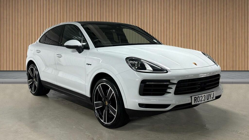 Porsche Cayenne 3.0 V6 E-hybrid 17.9Kwh Platinum Edition Coupe White