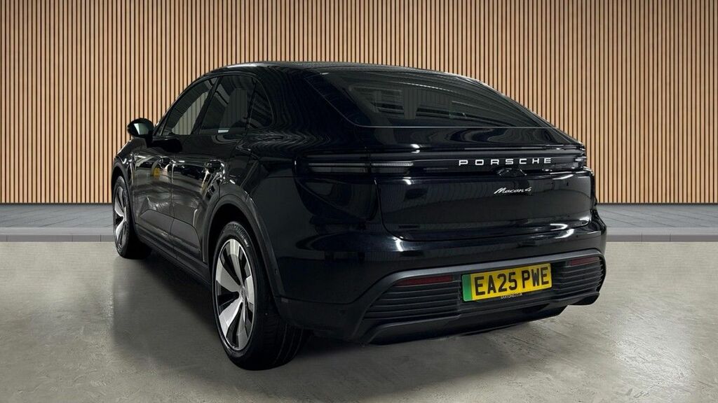 Porsche Macan 100Kwh 4 Suv 4Wd 408 Ps EA25PWE Black #2