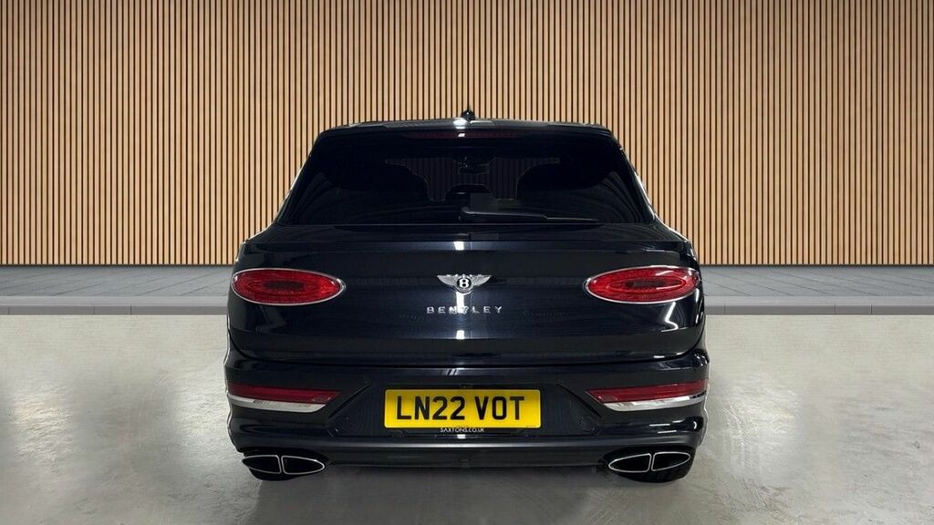 Bentley Bentayga 3.0 Tfsi V6 17.3Kwh First Edition Suv P  #4