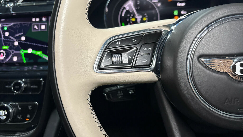 Bentley Bentayga 4.0 V8 S Mulliner Driving Spe Tour Spec Silver #13