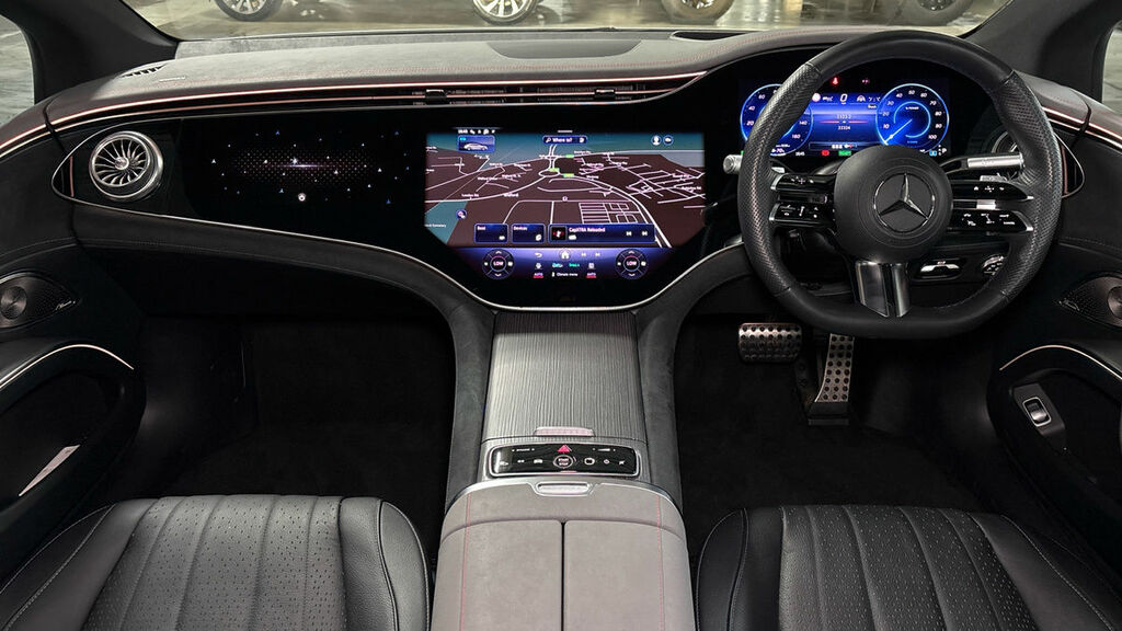 Mercedes-Benz EQS Business Class White #12