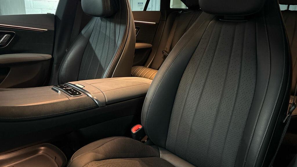 Mercedes-Benz EQS Business Class White #7