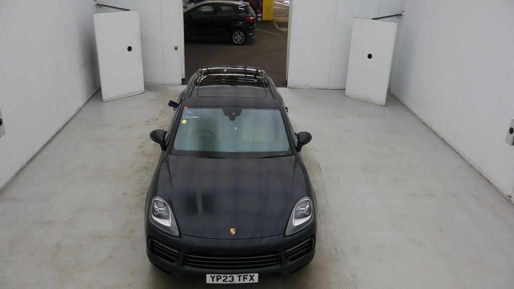 Porsche Cayenne 3.0 V6 E-hybrid 17.9Kwh Platinum Edition Tiptronic Black #7
