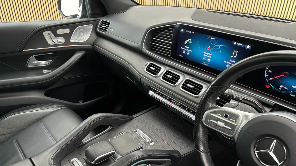 Mercedes-Benz GLE Class Amg Line Blue #18