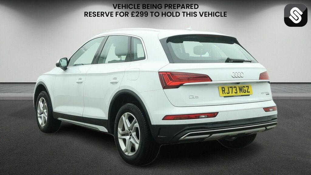 Audi Q5 2.0 Tfsie 50 Sport Suv Plug-in Hybrid S White #3