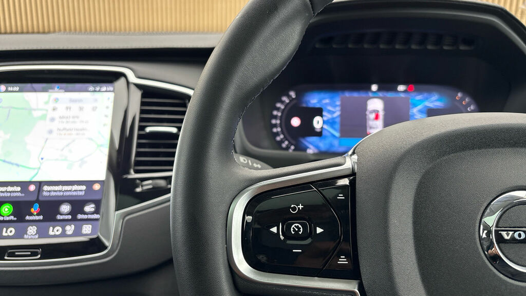 Volvo XC90 Plus Blue #13