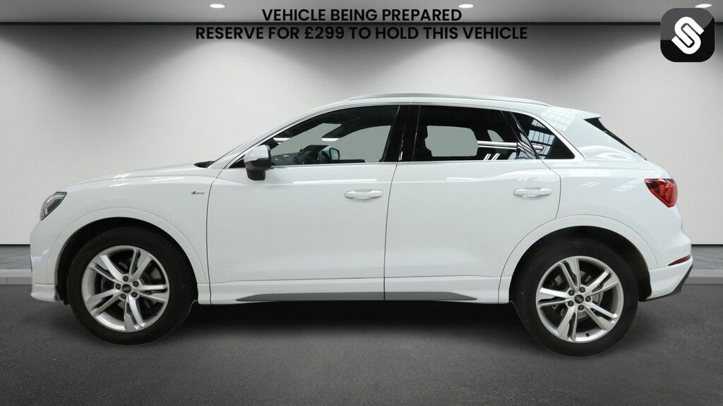 Audi Q3 Black Edition 35 Tfsi 150 Ps S Tronic Red #6