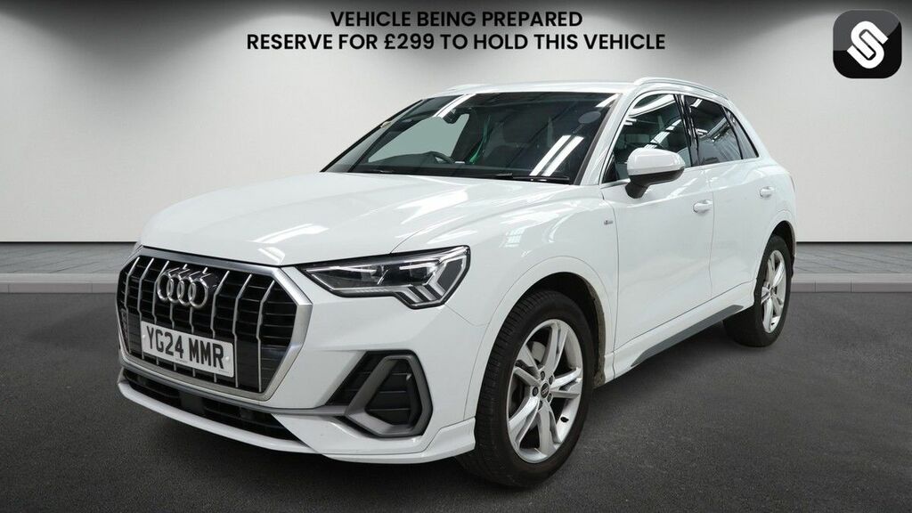 Audi Q3 Black Edition 35 Tfsi 150 Ps S Tronic Red #2
