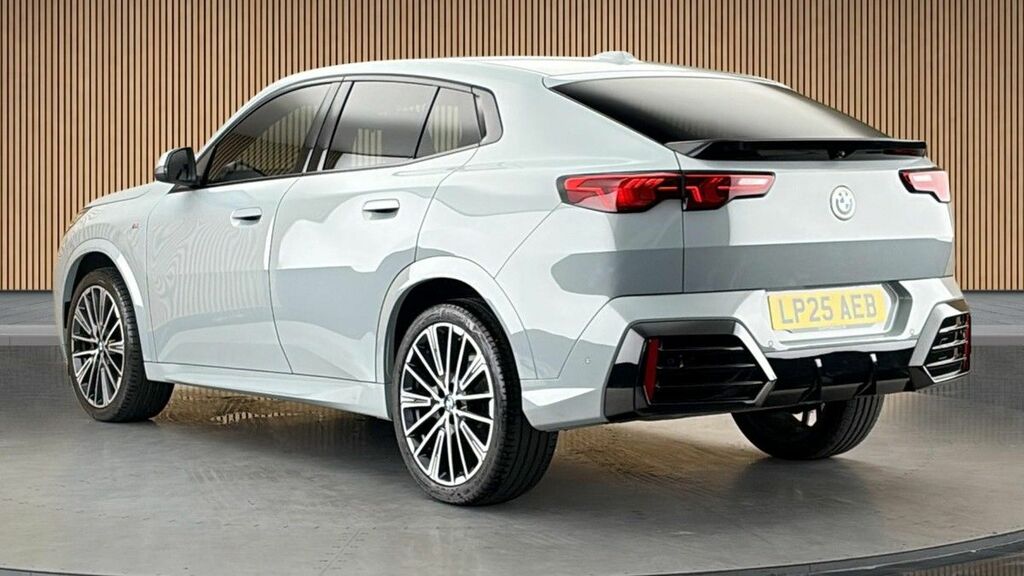 BMW X2 1.5 20I Mht M Sport Suv Hybrid Dct Sdri Grey #2