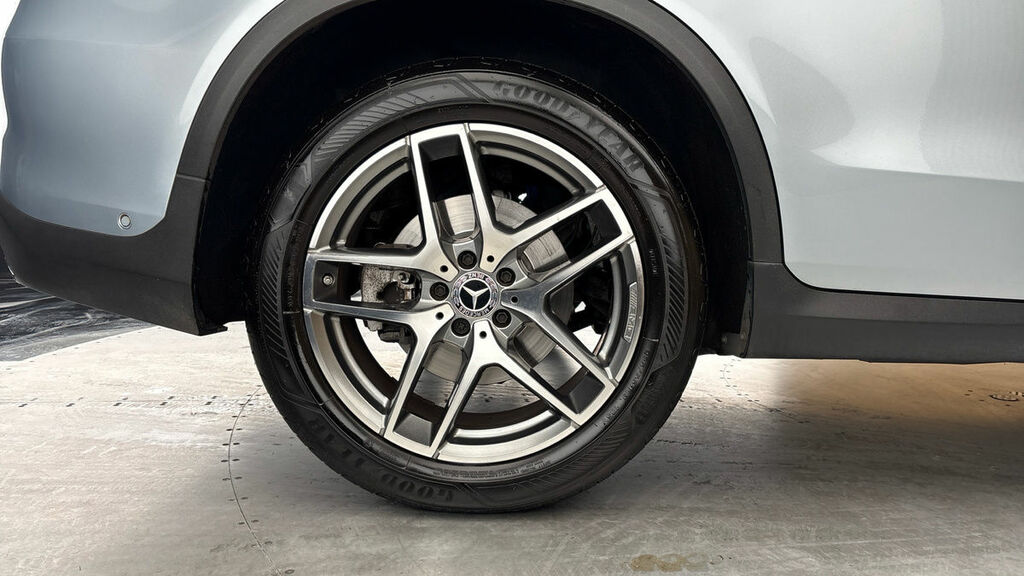 Mercedes-Benz GLC Class 2L Amg Line Silver #10