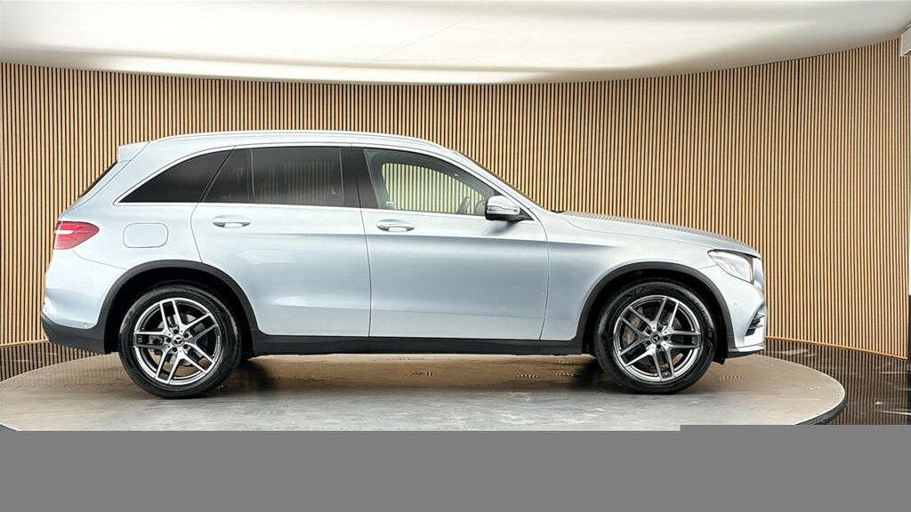 Mercedes-Benz GLC Class 2L Amg Line Silver #16