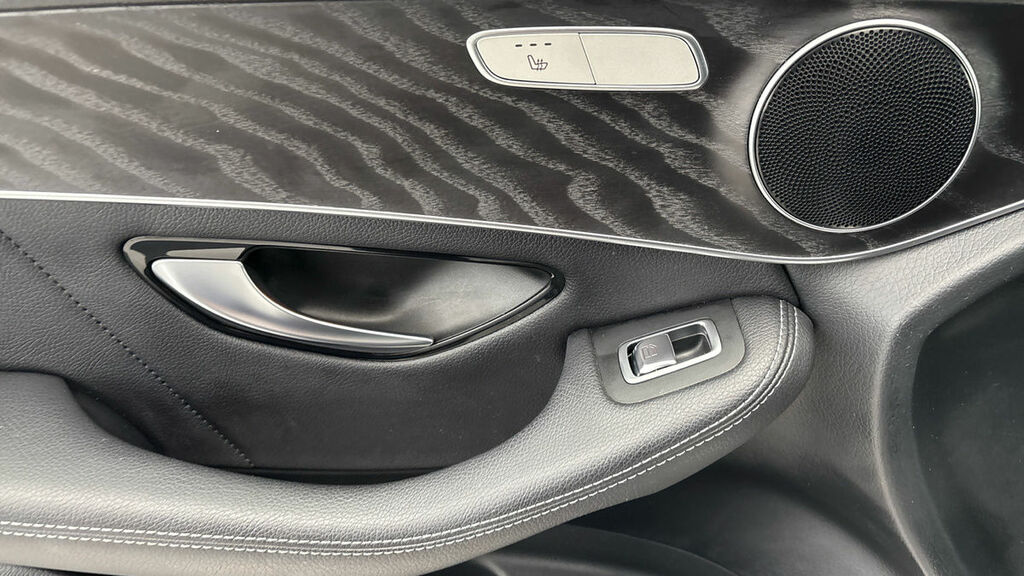 Mercedes-Benz GLC Class 2L Amg Line Silver #25