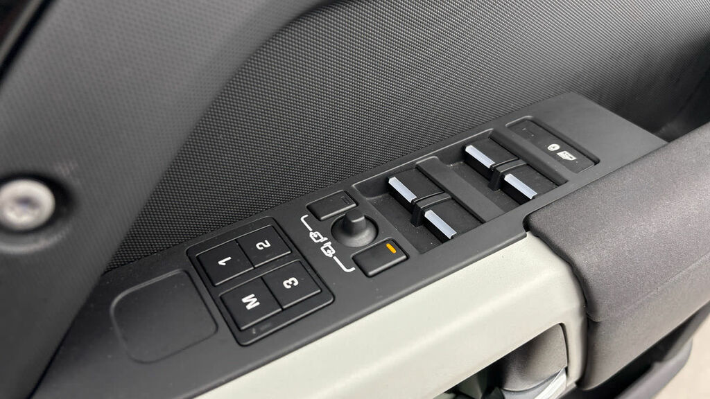Land Rover Defender 130 Defender X-dynamic Se D Mhev A Grey #26