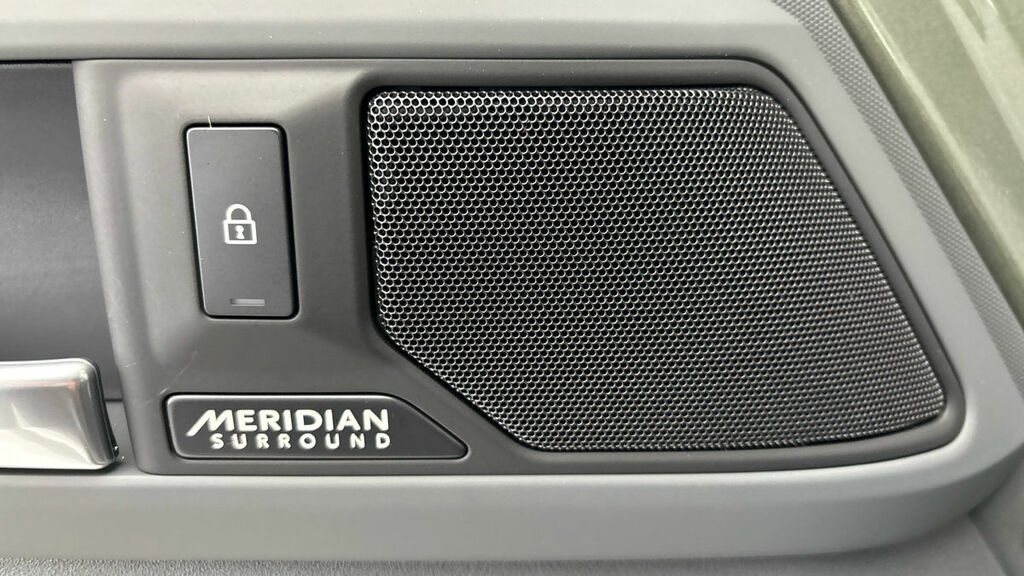 Land Rover Defender 110 3.0 D300 X-dynamic Hse 110 Black #27