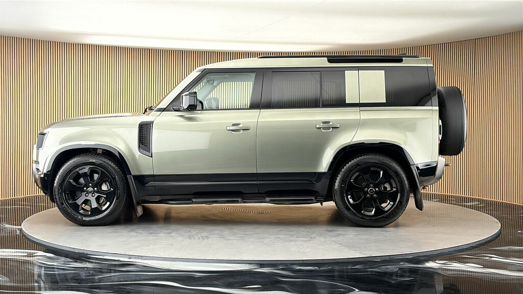 Land Rover Defender 110 3.0 D300 X-dynamic Hse 110 Black #15
