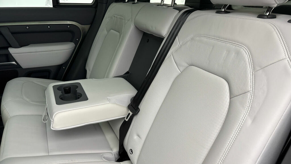 Land Rover Defender 110 3.0 D300 X-dynamic Hse 110 Black #9