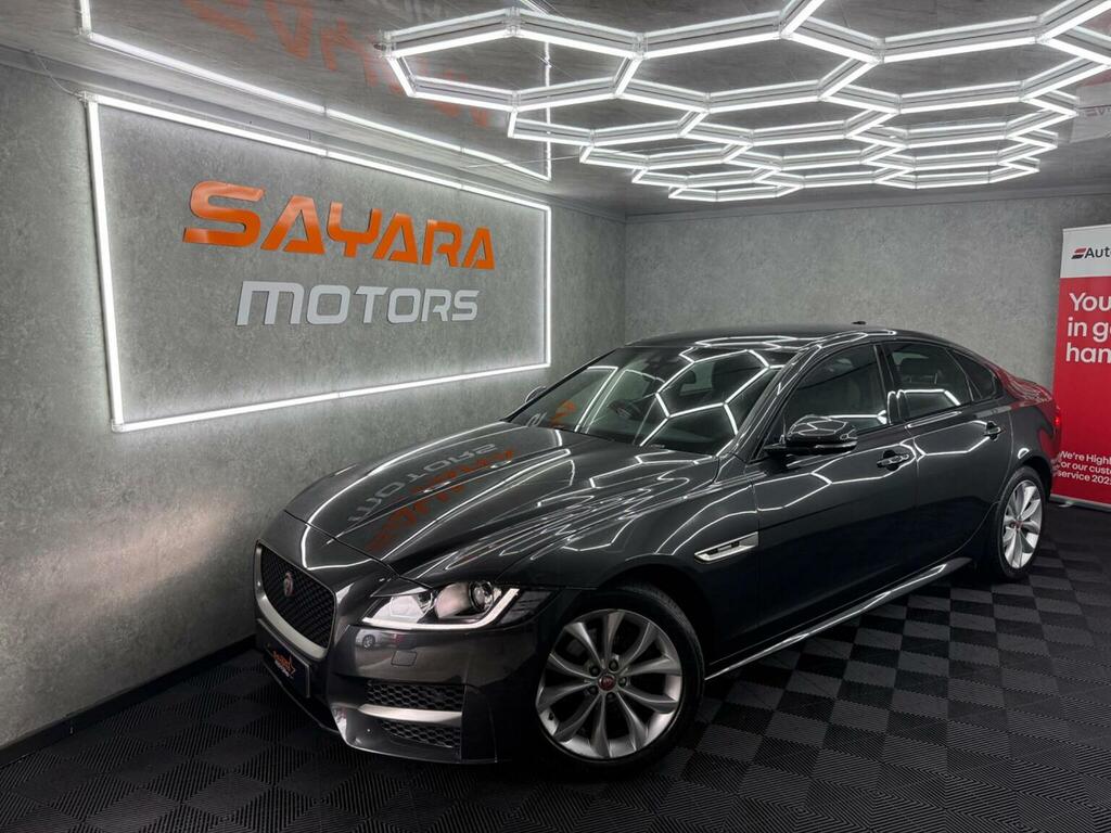 Jaguar XF Saloon 2.0D R-sport Euro 6 Ss 201767 OY67VNJ Grey