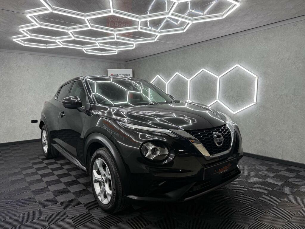 Nissan Juke Suv 1.0 Dig-t N-connecta Euro 6 Ss 202070 SB70OPA Black #3