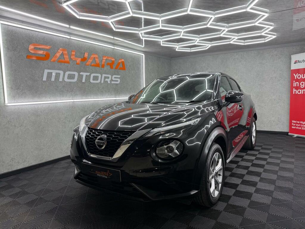 Nissan Juke Suv 1.0 Dig-t N-connecta Euro 6 Ss 202070 SB70OPA Black #4