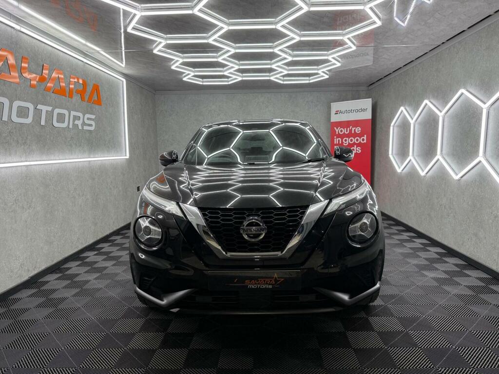 Nissan Juke Suv 1.0 Dig-t N-connecta Euro 6 Ss 202070 SB70OPA Black #2
