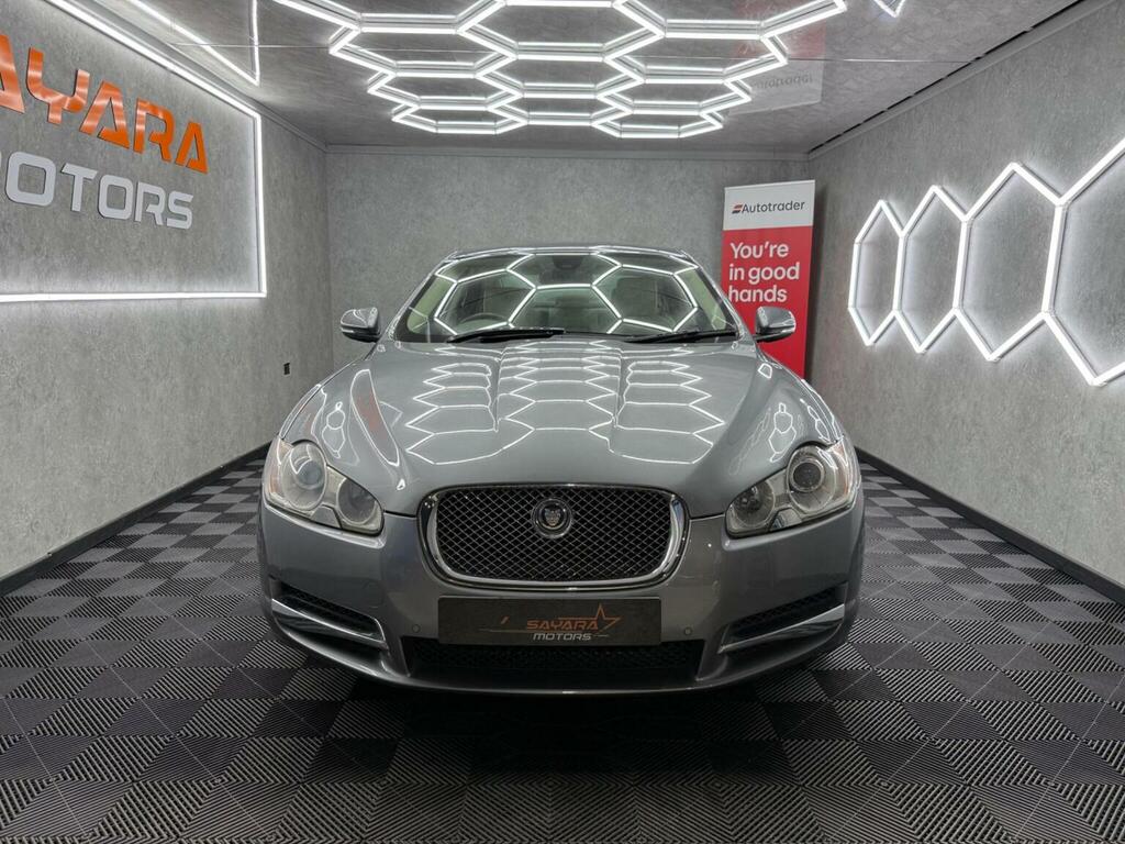 Jaguar XF Saloon 3.0D V6 Premium Luxury Euro 5 201 Grey #2