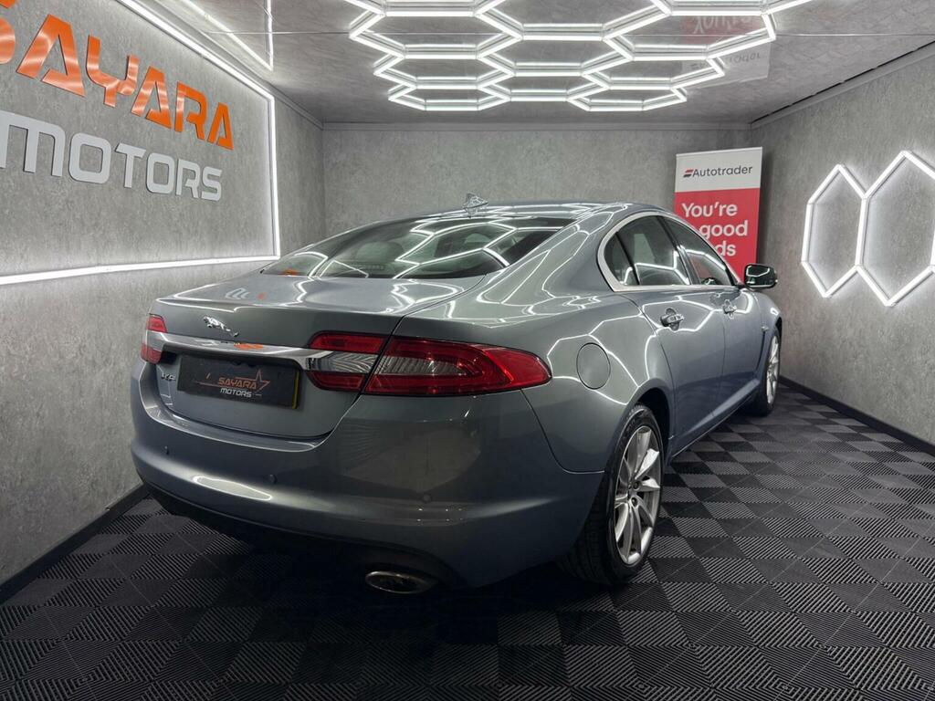 Jaguar XF Black #13
