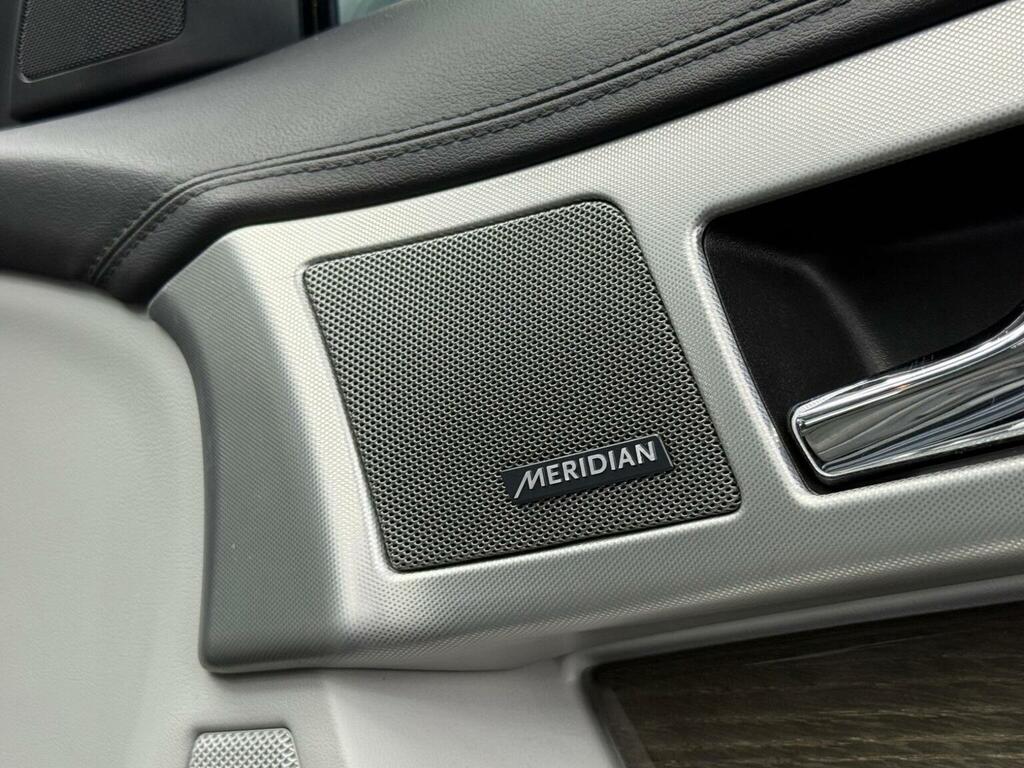 Jaguar XF Black #17