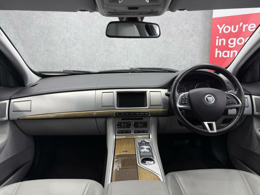 Jaguar XF Black #36